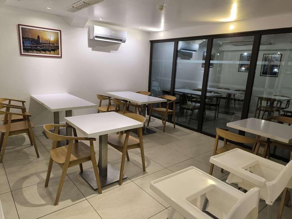 Brit Hotel Porte D'Espagne Perpinhã Instalações foto